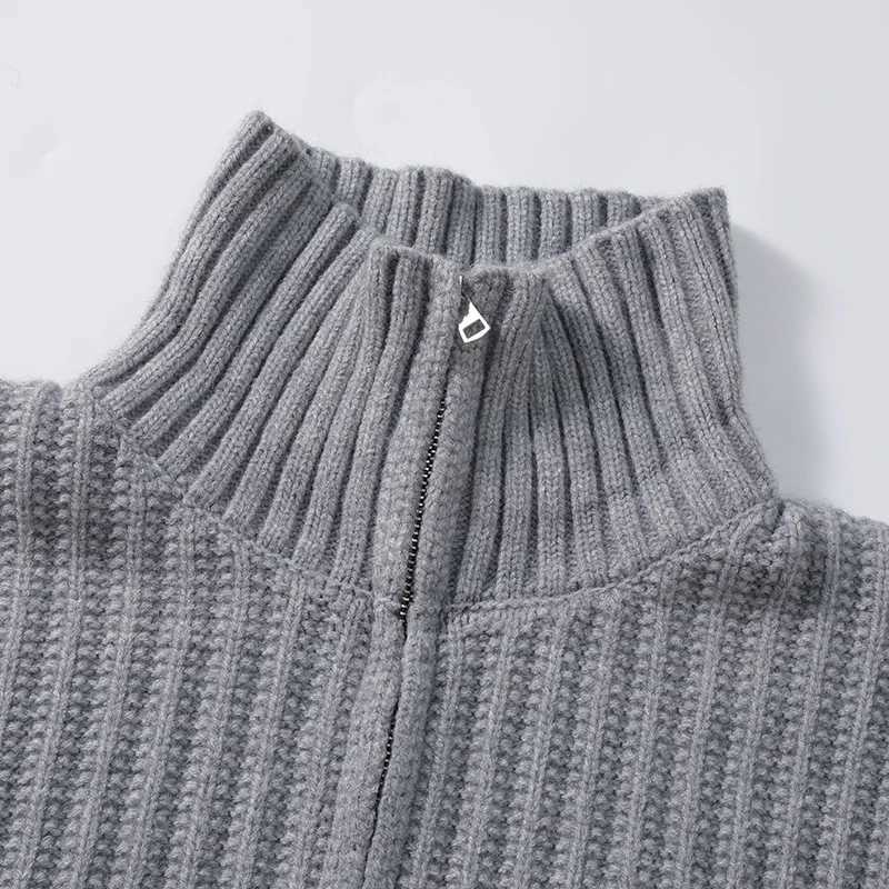 Mens Knitted Cardigan Sweater Autumn Winter Zipper Sweatercoat Men Korean Pure Color Versatile Simple Outerwear Knitwear Jaet W251014