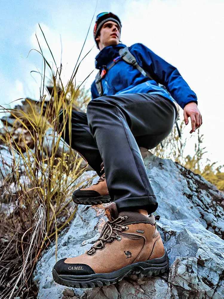 GOLDEN WaterPROof Hiking Shoes Outdoor Hightop Tactical Military Boots AntiSlip MaLE Sneakers Trekking Shoes For Men C251014