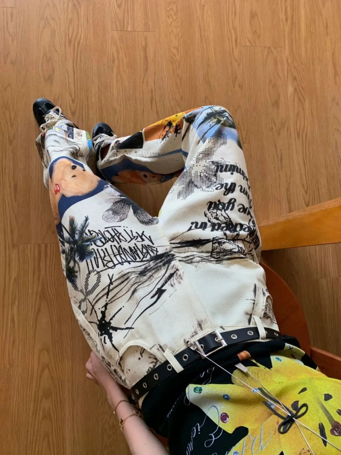 American High Street Men and Women Trendy Personalized Printed Straight leg Jeans Couple Loose Hip Hop Retro Casual Pants 251013