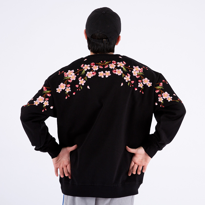New men's autumn and winter fashion hoodies from a trendy brand with plum blossom embroidery and round collars