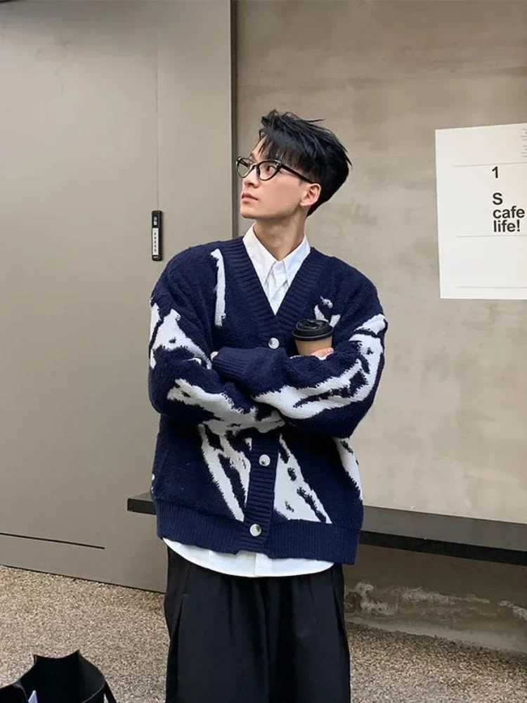 Man Cloes Graphic Jaet Cardigan Knitted Sweaters for Men Coat Maletry Y2k Streetwear Plus Size Tops 90s Vintage Loose Fit W251014