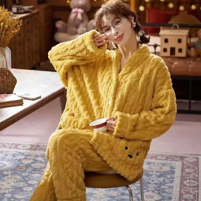 Autumn Winter Warm Coral Flannel Women Pyjamas Sets Thick Coral Velvet Long Sleeve Sleepwear Ladies Flannel Homewear Suits Y251013