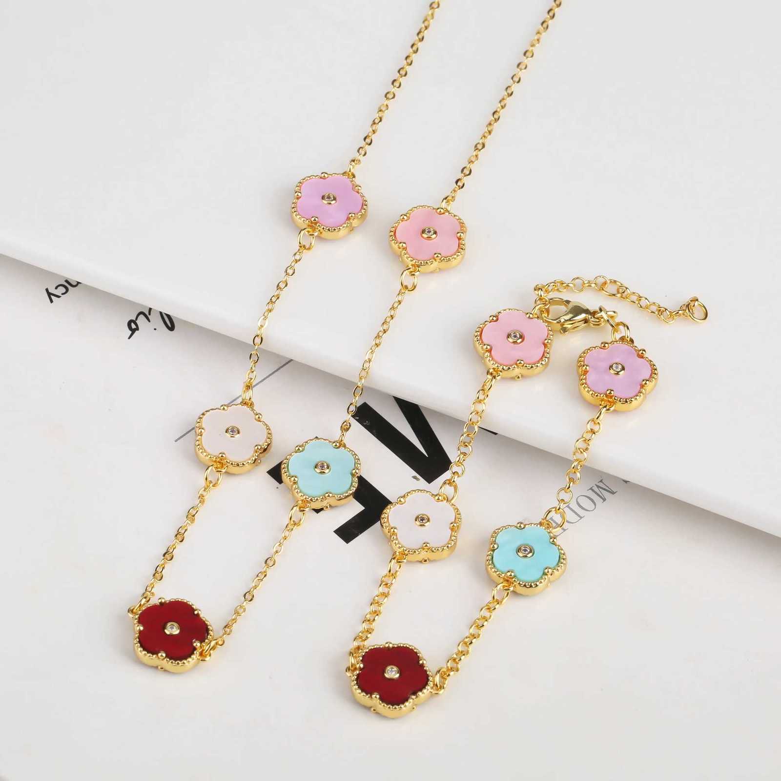 2PC Plant Plum Bloss Zircon Five Petal Flower Necklace Bracelet Jewelry Set Luxury Beimu Wens Temperament GiftW251014