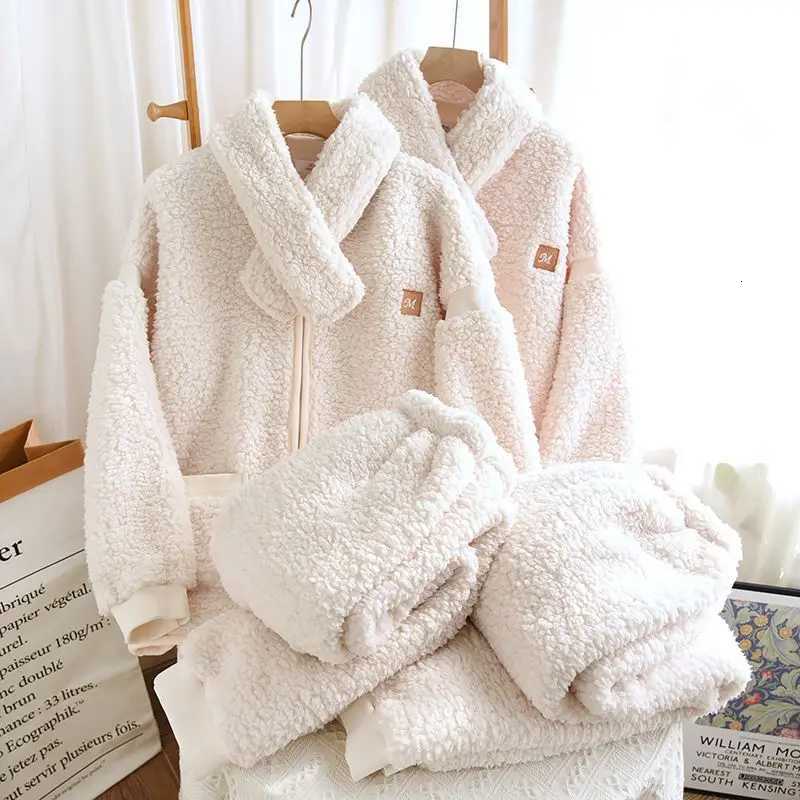 Thickened coral fleece pajamas women autumn winter lambskin fleece scarves home wear warm couple sets fleece can be worn outsideT251014