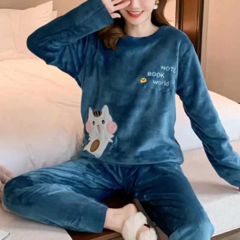Winter Padded Warm Pajamas Flannel Round Neck Student Loungewear Ladies Sleepwear Homewear Long Sleeve Plus Size TwoPiece Set Y251013