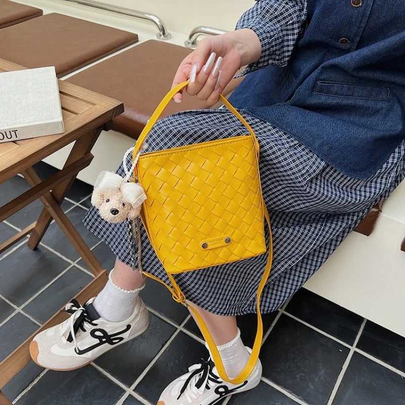 Luxury Brand Tote Bags For Wen Spacious Leather Handbag Desig By Famous Designer Elegant Classic Shoder Bag D251014