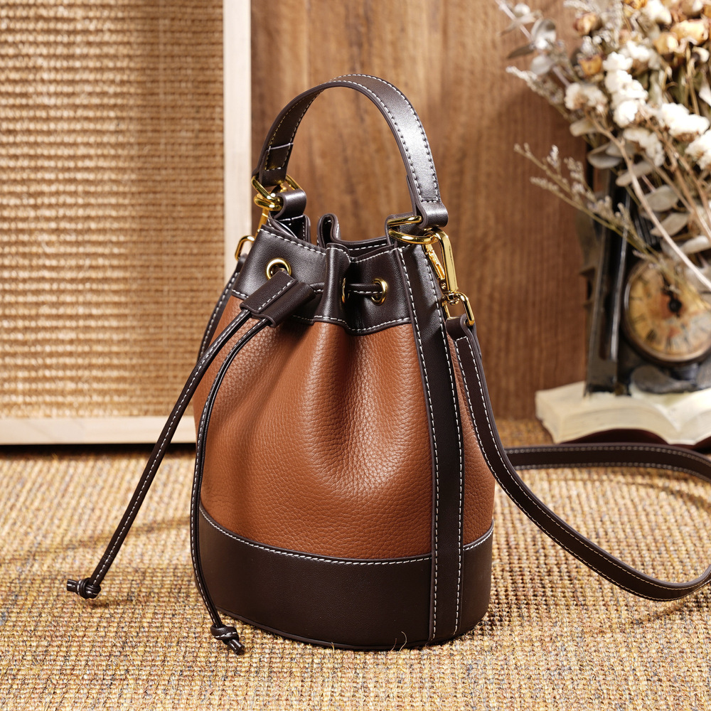 Spring Designer Bag Summer New 2025 Top Layer Cowhide Fashion Luxury Bag Casual Versatile Retro Single Shoulder Bag Crossbody Bag Handbag Bucket Bag