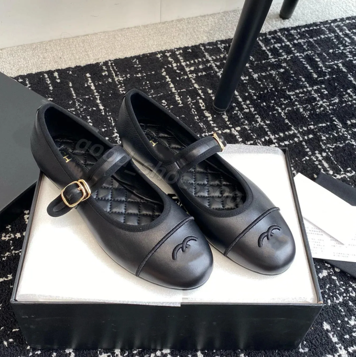 2025 Paris designer Ballet Flats Shoes Women brands Quilted Genuine Leather Slip on Ballerina Round Toe Ladies Dress Shoes De Mujer