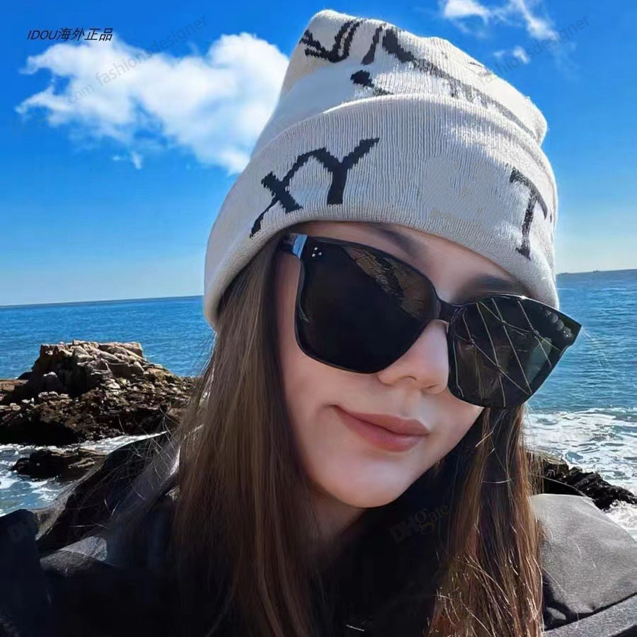 Simple Men's beanie Designer Hat New Winter Hat Luxury Designer hat Men's Knitted hat Classic Letters Solid Color wool hat Women's Beanhat for men beanie winter cap women