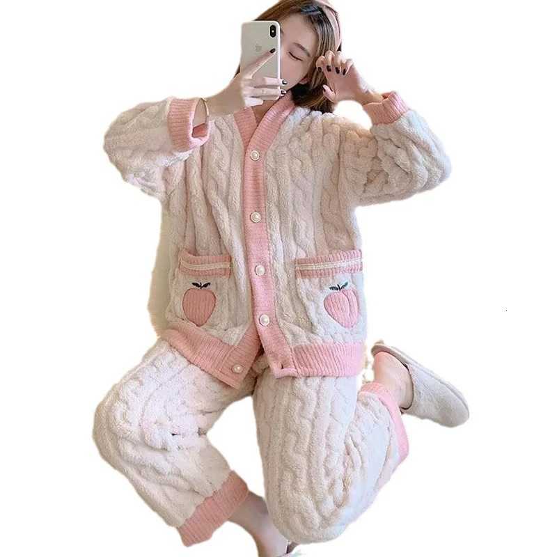 Thickened Warm Pink Peach Coral Velvet Pajamas 2PCS Set Winter Ladies Cardigan Nightwear Homewear Sweet Sleepwear LoungewearT251014