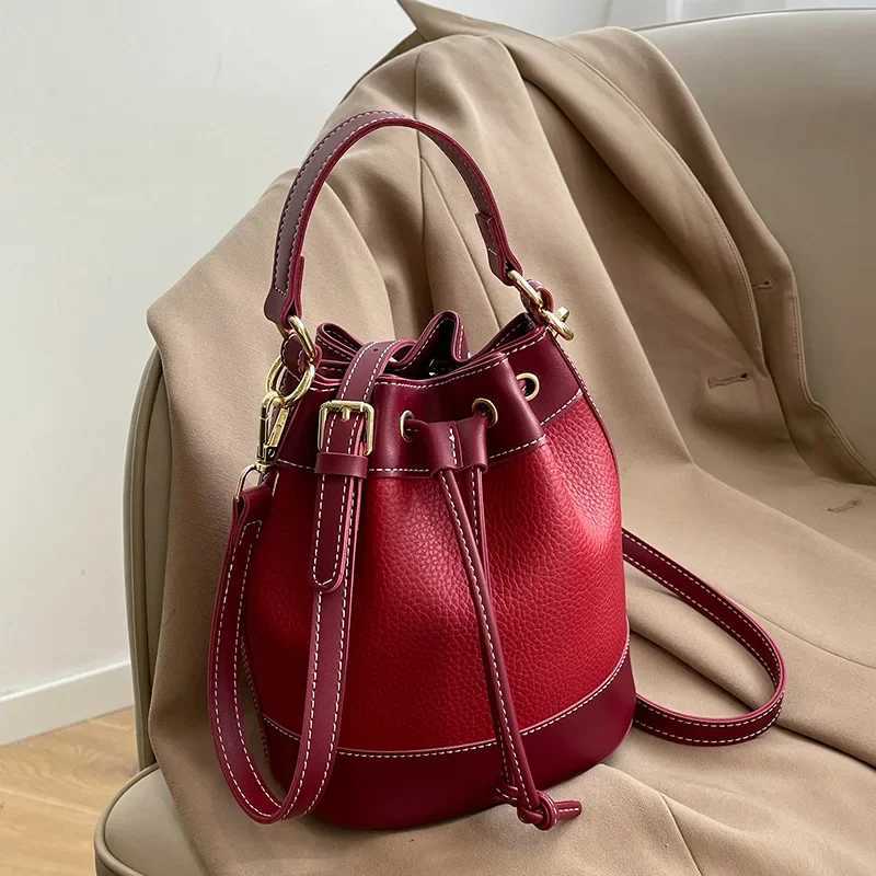 High Quality Bucket Bag Wens Fiable Shoder Bag Crossbody Bag Korean Style New 2025 Elegant Single Strap Bag D251014