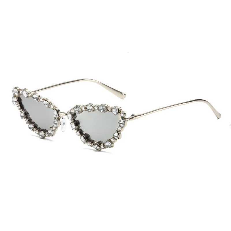 Diamond Cat Eye Sunglasses Women Retro Crystal Sun Glasses for Men Shades Vintage Luxury Brand Female Oculos UV400XJ251014