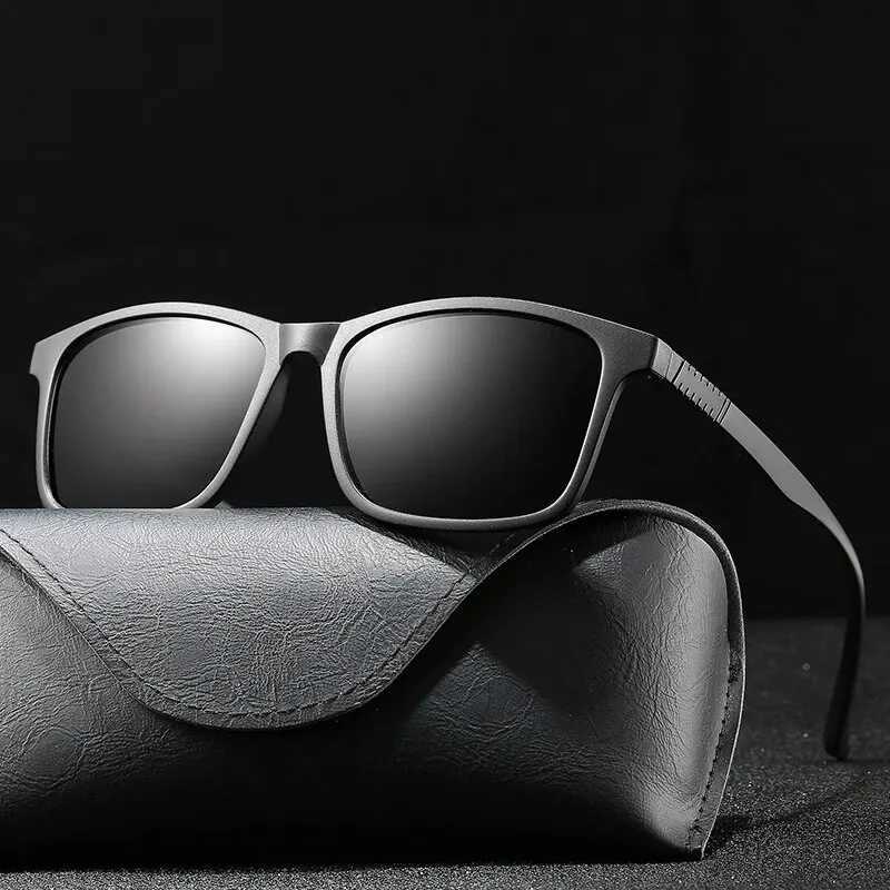 Luxury Men Polarized Sunglasses Fashion Vintage Square Ultra Light TR90 Frame Driving Fishing Sun Glasses For Man UV400 EyewearXJ251014