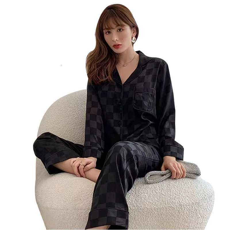 Spring and autumn womens thin longsleeved and long pants black checked home pajamasT251014