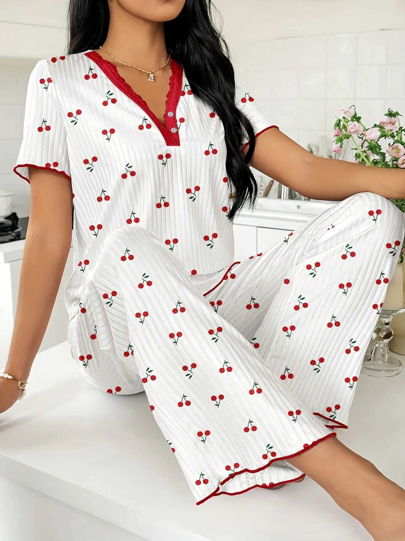Women Sleepwear Sexy Heart Print Tops and Trouses Sets Comfortable Pyjama Loungewear Autumn Winter Warm Pajamas SetT251014
