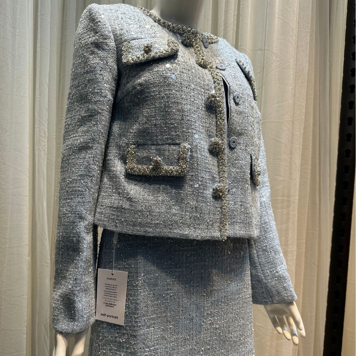 2025 Designer Jacket Autumn/Winter New Top High End Luxury Style Early design Spring Re Embroidered Round Neck Floral Knitted Jacket