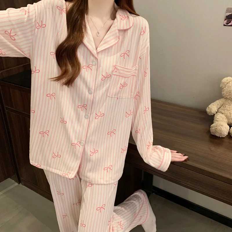 Spring and Autumn New Womens Wrinkled Cloth Pajamas Sweet Girl Students Striped LongSleeved Korean Casual Pajamas Homewear SetT251014