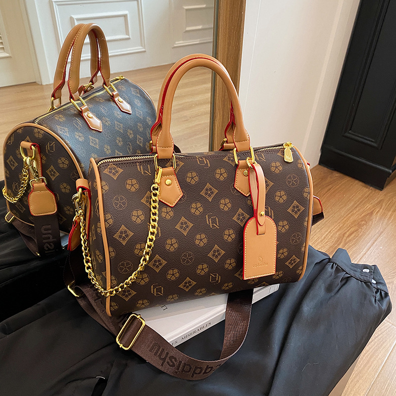 Hot new free shipping designer bags for womens shoulder bags brown New versatile commuting tote bag with large capacity and fashionable shoulder bag