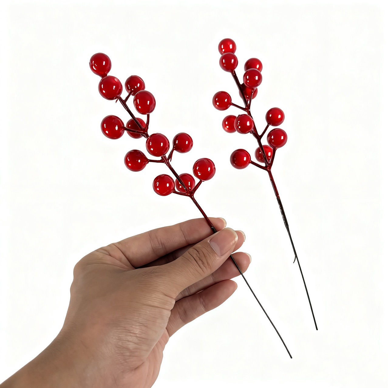 Christmas simulation berry grafting pine needle lantern flower decoration red fruit DIY flower arrangement accessories wholesale artificial flowers