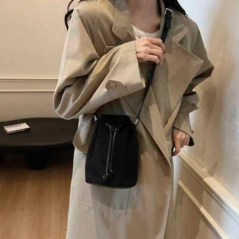 Suede Phe Bag For Wen Autumn Winter Drstring Brown Crossbody Bags Versatile Cmuting Mini e Shoder Purse D251014