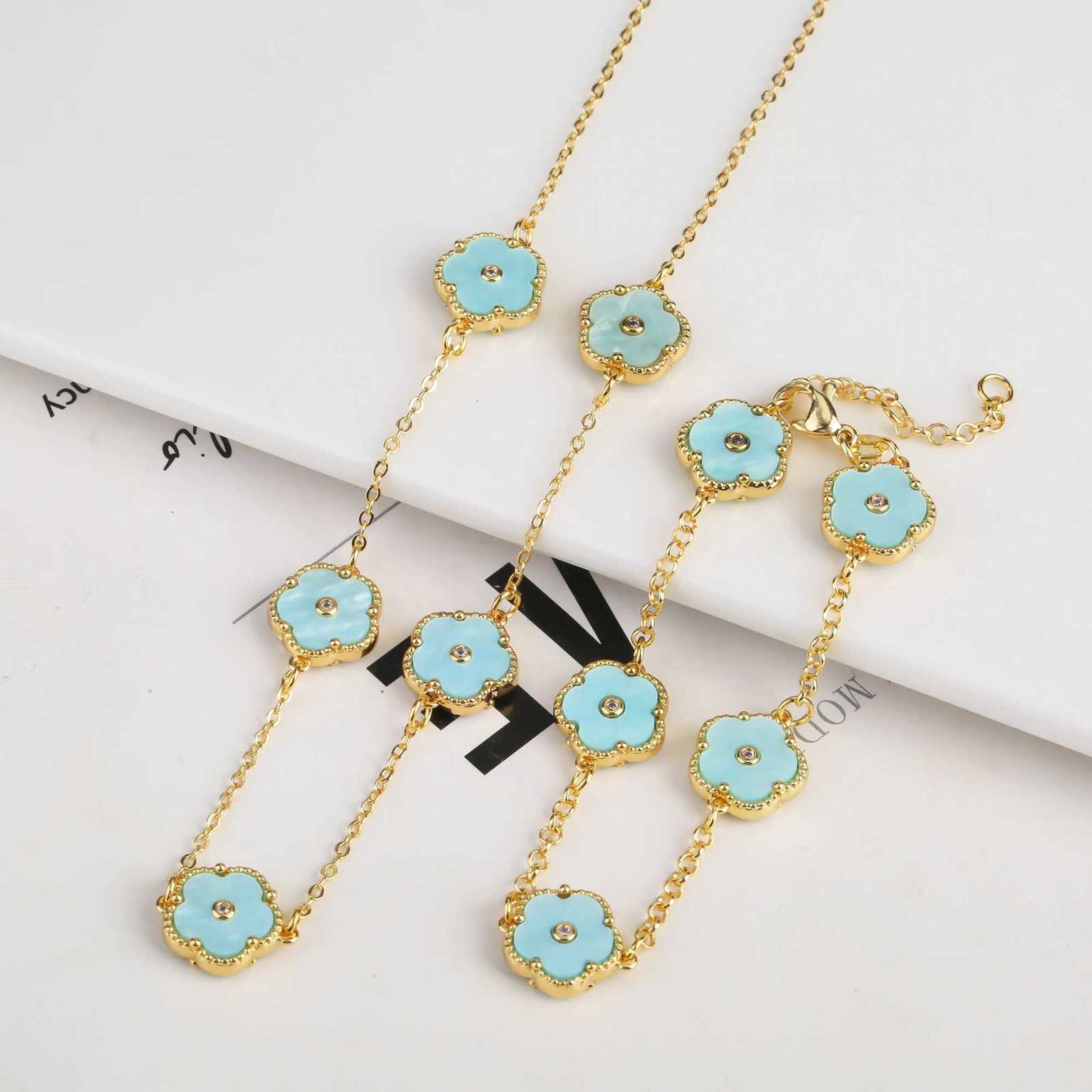 2PC Plant Plum Bloss Zircon Five Petal Flower Necklace Bracelet Jewelry Set Luxury Beimu Wens Temperament GiftW251014