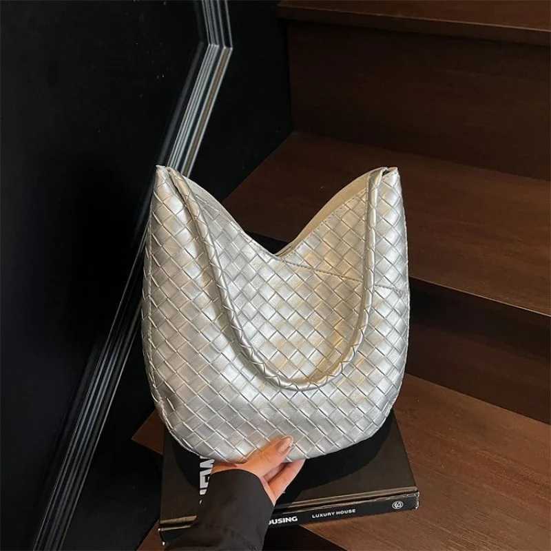 HighEnd Wen Crossbody Handbag With Detachable Strap For Formal ning nts And Special Occasis D251014