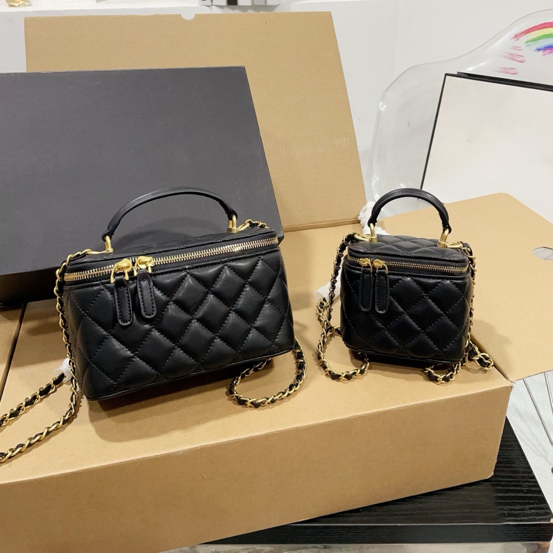 Designer Vanity Women 24b Makeup Box Luxury Lipstick Shoulder Bag Cosmetic Pochette Toiletry Handbag Crossbody Purses Wallet