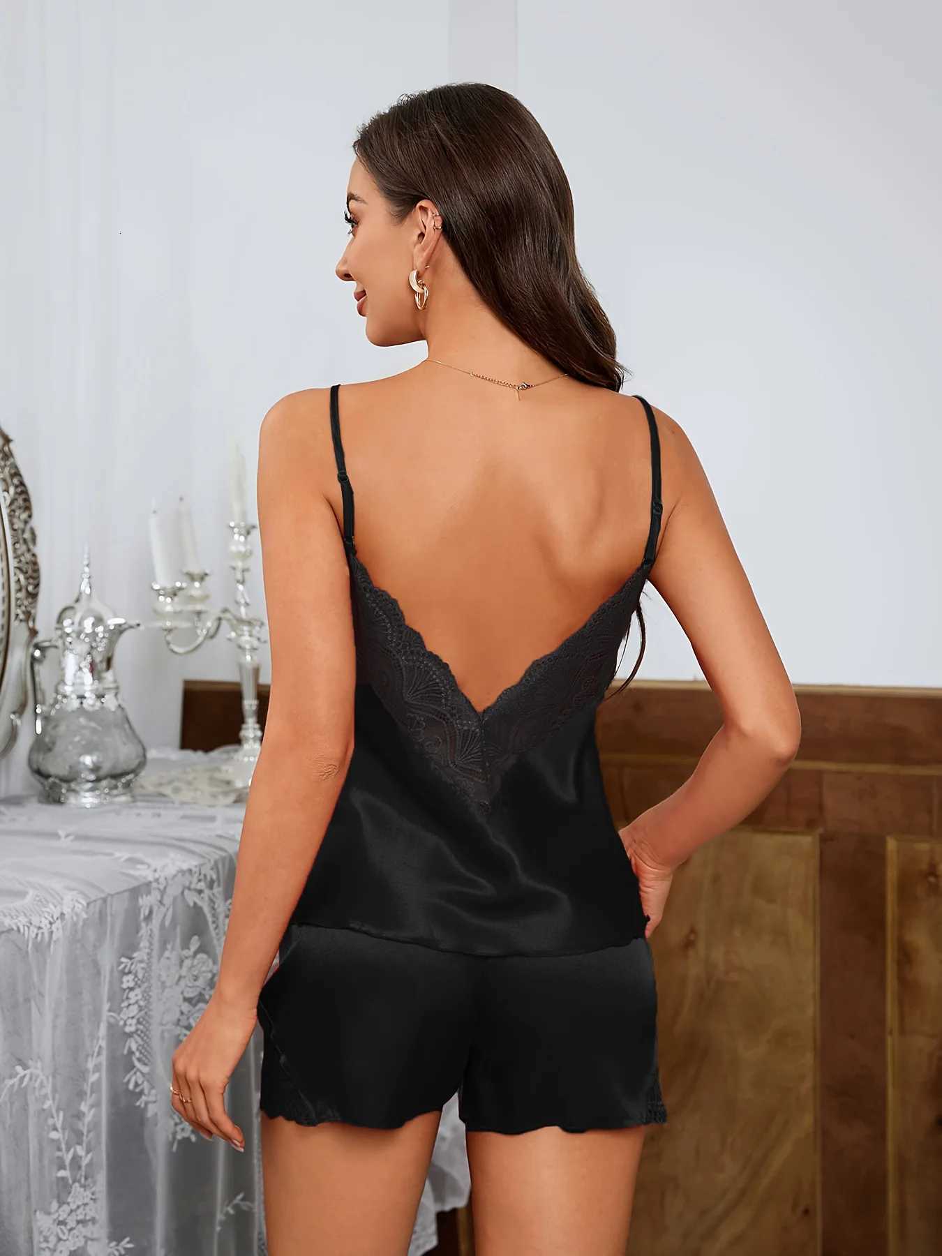 Sexy Pajama Sets Backless Deep V Lace Luxury Sleepwear Soft Satin Pajamas Set for Women Comfortable Short Sleeve Cami ShortsT251014