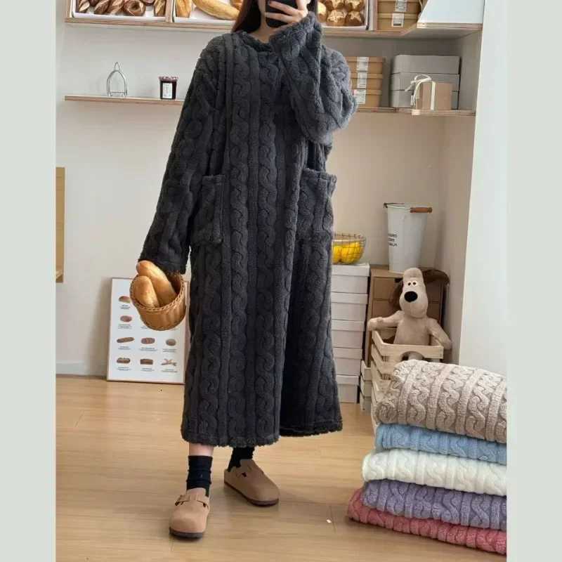 Winter Long Sleeve Double Pocket Flannel Nightgowns Women Loose Solid Sleepwear Jacquard Night Dress Thickened Warm Nightdress Y251013