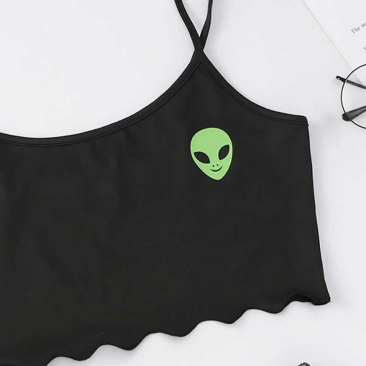 Sexy Alien Print Sling Sleepwear Womens Pajamas Set VNeck Pyjamas Female Homewear Sleeveless Cute Top And ShortsT251014