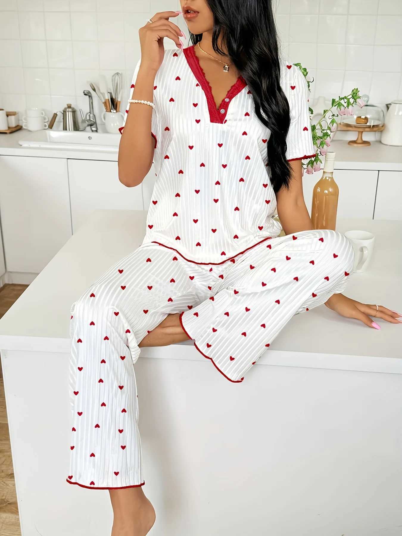 Women Sleepwear Sexy Heart Print Tops and Trouses Sets Comfortable Pyjama Loungewear Autumn Winter Warm Pajamas SetT251014