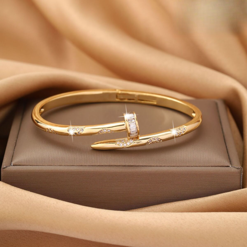 Designer Bracelet Luxury Bangle jewelry for Women men nail Sparkling Zircon inlay Copper plated with 18K gold silver Fashion Unique Festival Vacation 