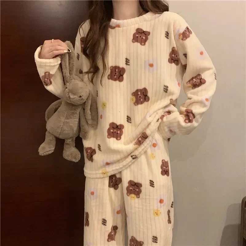 2025 Womens Coral Velvet Pajamas Set Autumn Winter Thickened Flannel Loungewear Cute Cardigan Long Loose Fashion Outer WearT251014