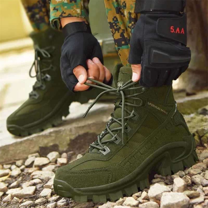 Men Boots Hightop Desert Tactical Boots Mens Hiking Shoes Outdoor Waterproof Ankle Work Safty Sneakers C251014