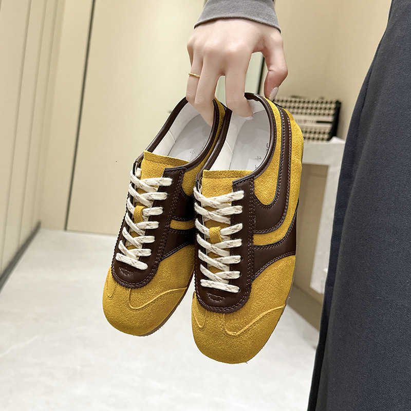 German Training Shoes Women 2025 New Genuine Leather Women Sneakers Flat Lace-up Retro Large Size Forrest Gump Shoes Women M250818