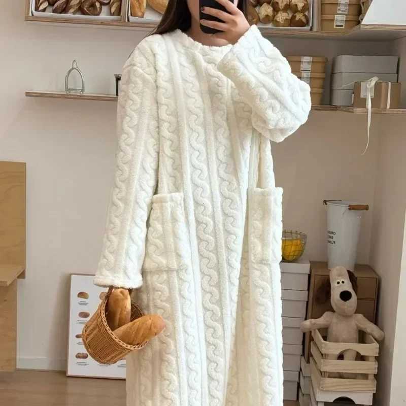 Winter Long Sleeve Double Pocket Flannel Nightgowns Women Loose Solid Sleepwear Jacquard Night Dress Thickened Warm Nightdress Y251013