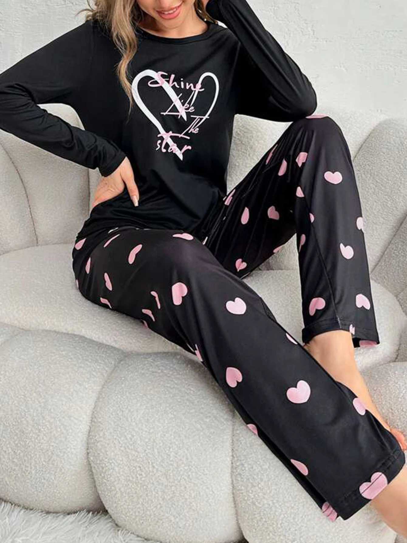 Women Pajamas Set Heart Slogan Print Long Sleeve Round Neck Top Allover Heart Prints Elastic Pants Black Autumn SleepwearT251014