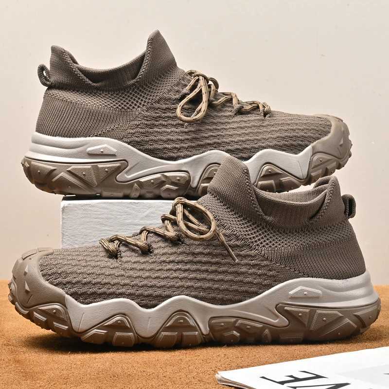 New Breathable Men Casual Shoes New Fashion Sneakers for Man Light Mesh Shoes Outdoor Walking Shoes Summer Male Treking Footwear C251014