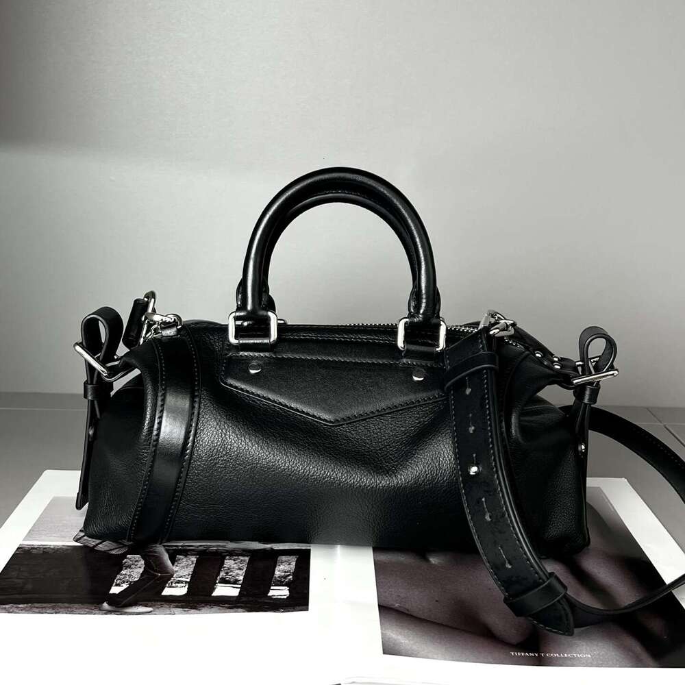 Luxury bag Show Biker Motorcycle Bag Lisa Same Style Top Layer Cowhide Stitching Handbag High Quality Genuine Leather