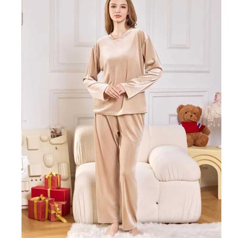 Womens Home Wear Suit Autumn And Winter Gold Velvet Longsleeved Trousers Pajamas Womens Suit Can Be Worn OutsideT251014