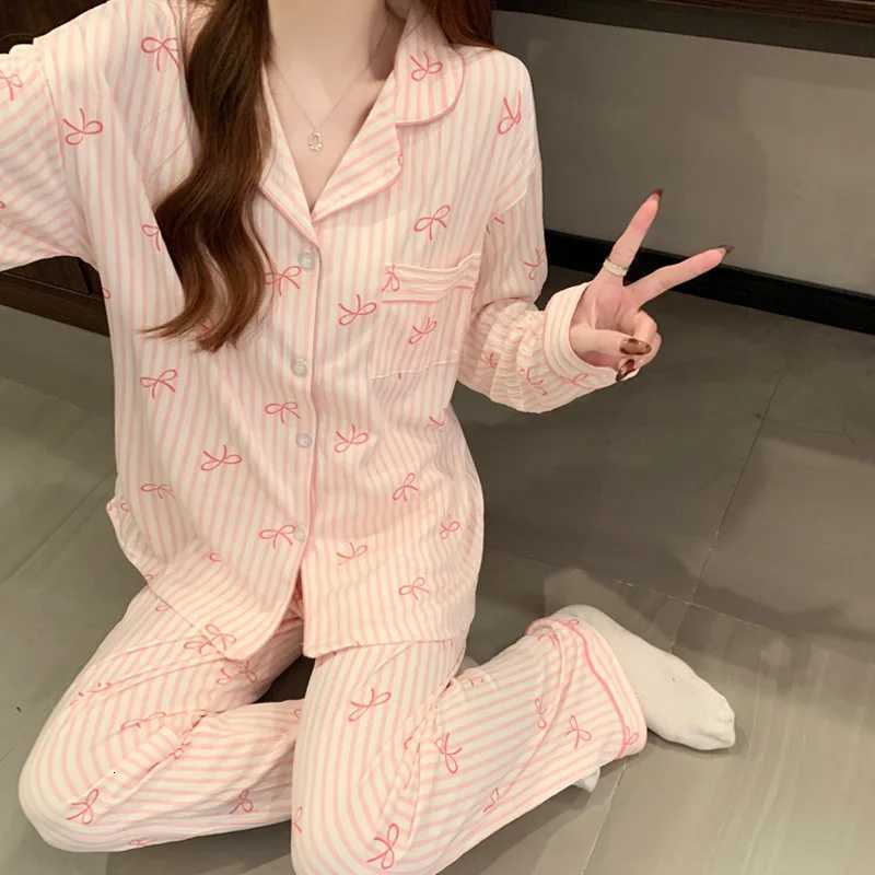 Spring and Autumn New Womens Wrinkled Cloth Pajamas Sweet Girl Students Striped LongSleeved Korean Casual Pajamas Homewear SetT251014