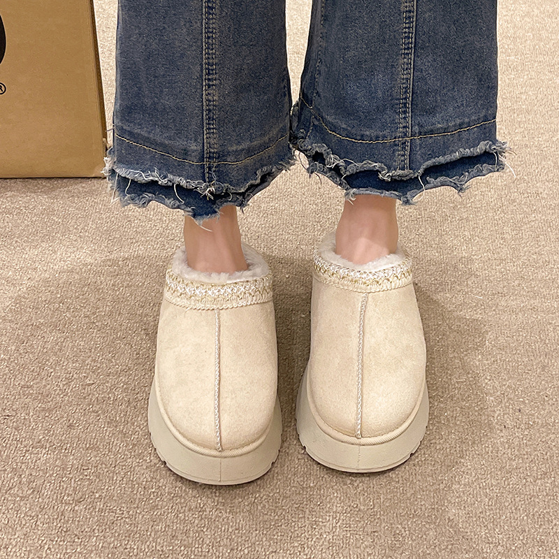 Hot new free shipping designer slippers for womens flat slippers brown black khaki beige New versatile and fashionable thick soled velvet flat slipper