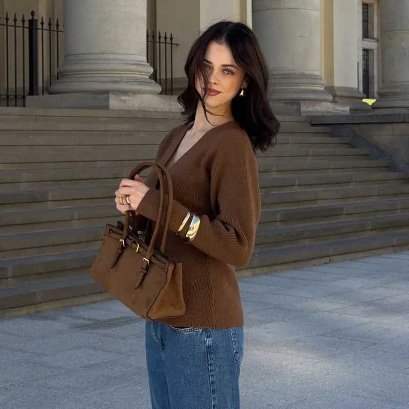 Talenza Autumn Knitted Cardigan New Basic Solid VNe Sweater Fashion Vintage Streetwear Oice Lady Ele Women Knitted Top W251014