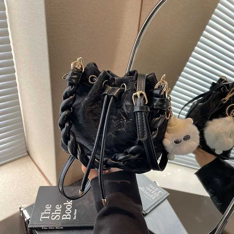 Fiable Bucket Bag Wens Handbag Crossbody Popar Summer 2025 New Style Handbag with Artificial Leather Lining D251014