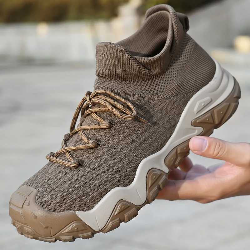 New Breathable Men Casual Shoes New Fashion Sneakers for Man Light Mesh Shoes Outdoor Walking Shoes Summer Male Treking Footwear C251014