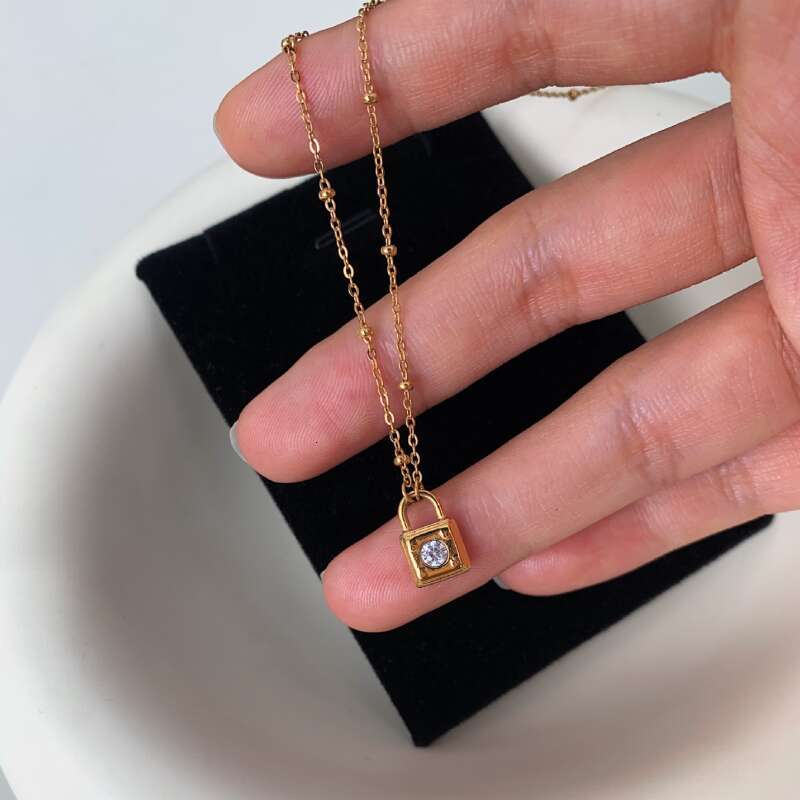 Necklace Designer for Women Luxury jewelry Lock chain Stainless Steel plated with 18K gold Exquisite Unique Festival Vacation gift