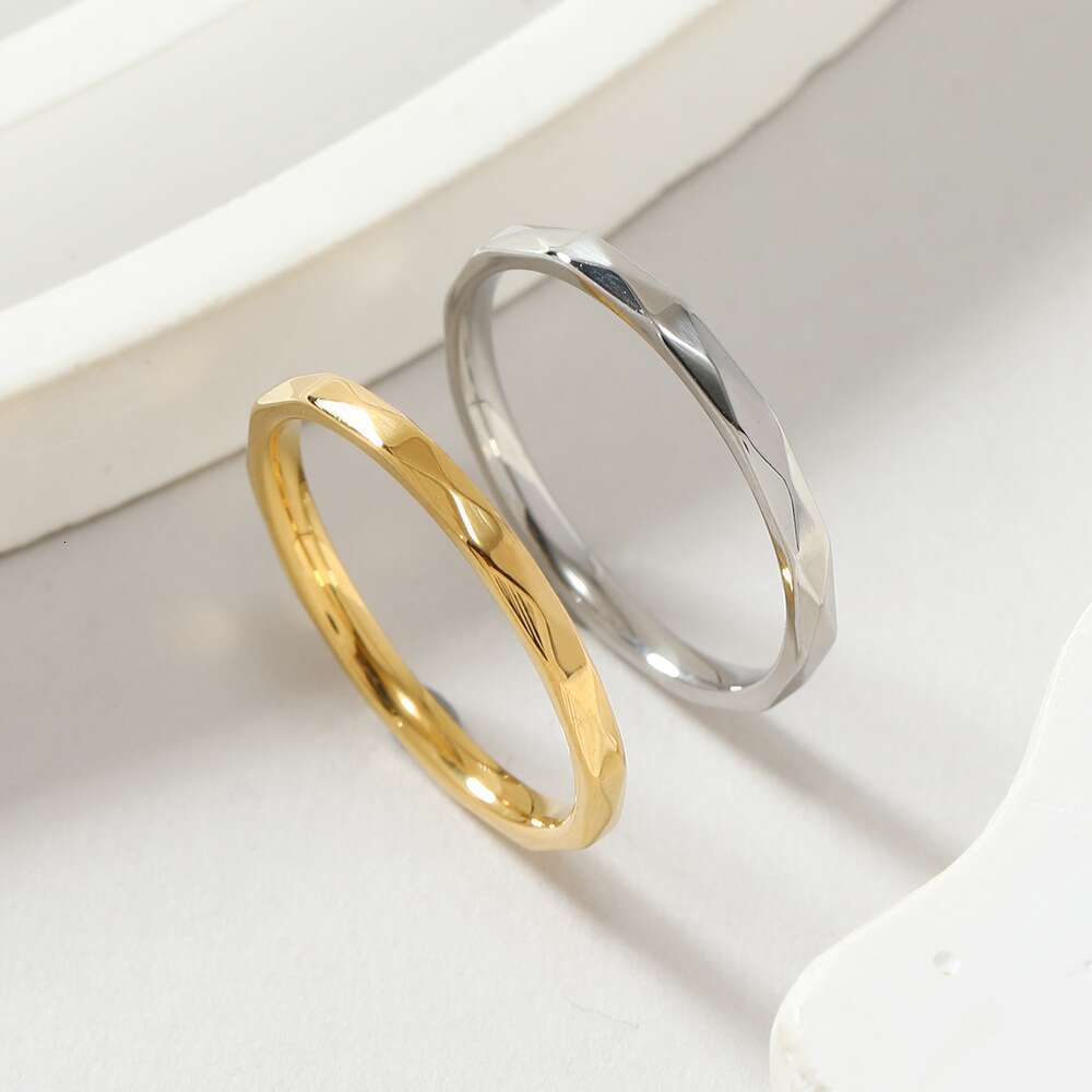 Ring Designer Luxury rings jewelry for Women rhombus cutting surface Titanium Steel plated with 18K gold High quality Exquisite Unique Festival Vacati
