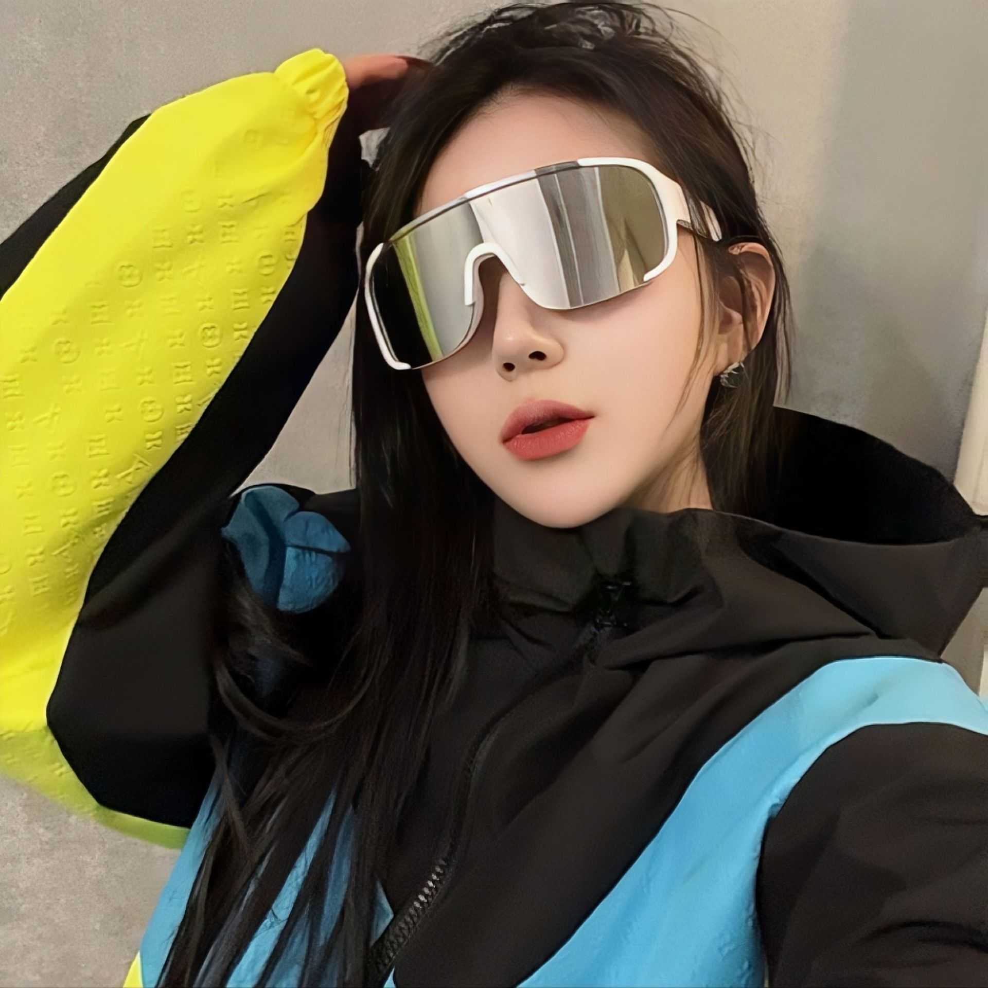 Outdoor Sports Cycling Silver Glasses Mountaineering Night Riding Sunglasses Onepiece Goggles Windproof Sunglasses for Men and Women H251015