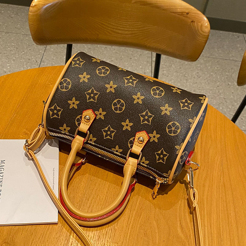 Fashionable new design single shoulder Boston bag ladies' socialite party elegant bag trendy and versatile printed handbag free shipping