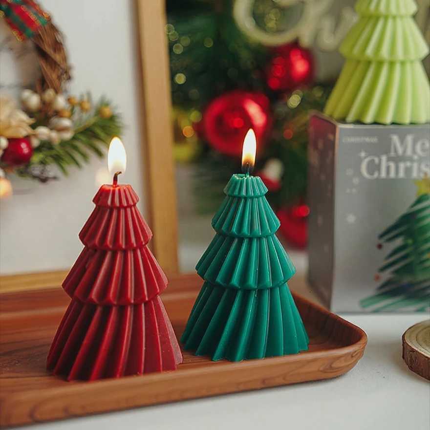 Handcrafted Christmas Tree Scented Candles Creative Festive Ornament Perfect Gift for Xmas Lovers Premium Fragrant Decor C251015
